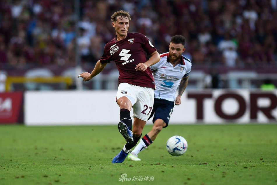 的天才中场 的天才中场