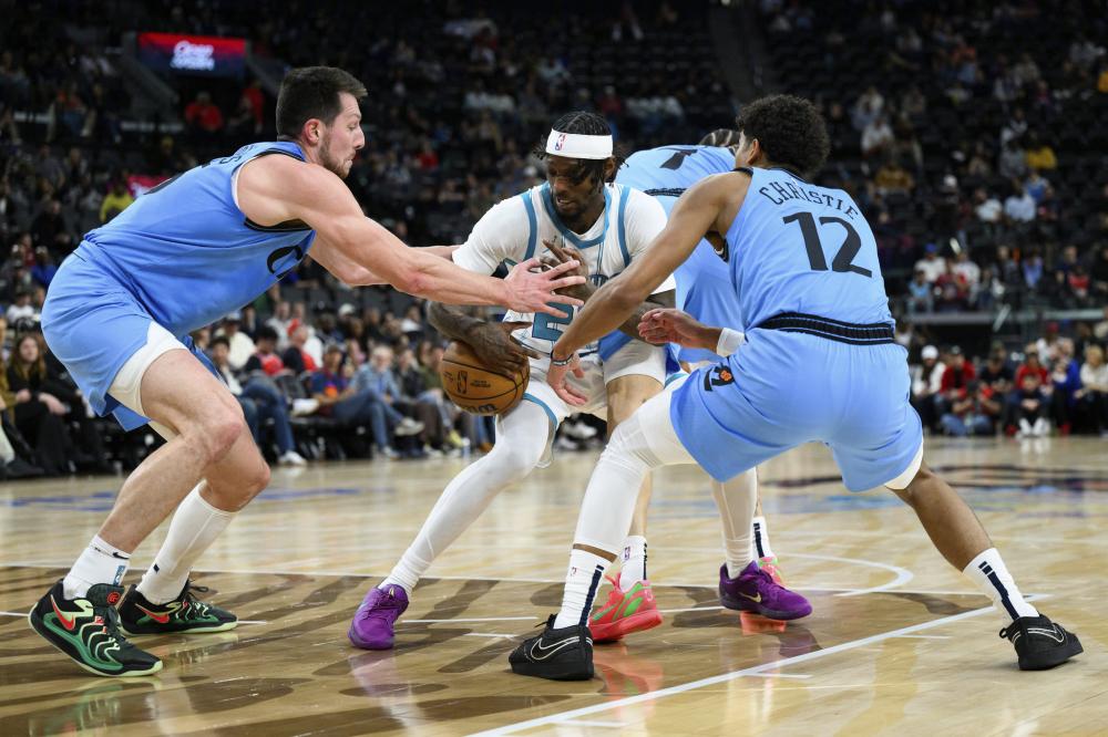 并借此积累 并借此积累